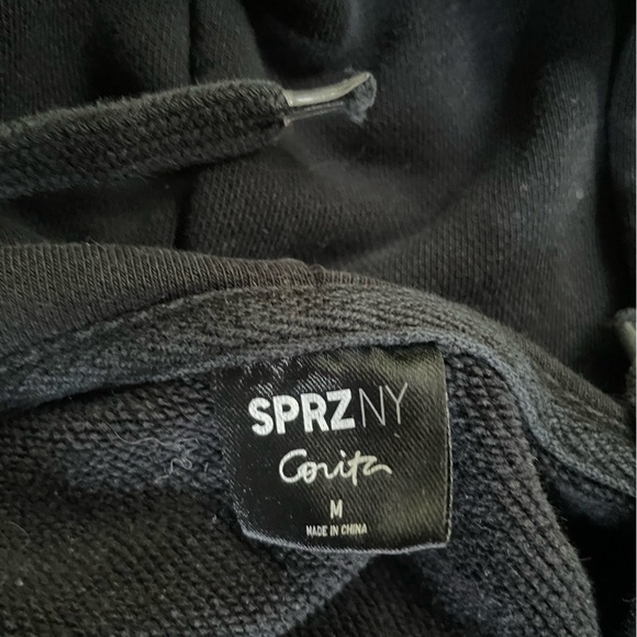 Uniqlo SpritzNY Corita Kent hoodie size M - Picture 3 of 4